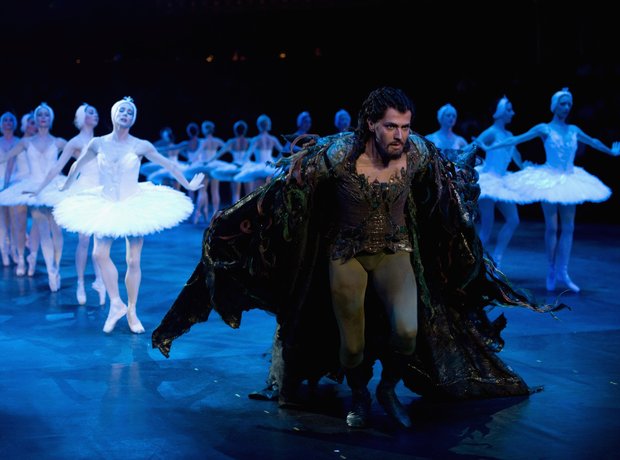 Swan Lake at the Round, ENO