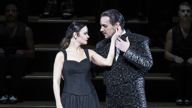 0403 Anna Goryachova as Carmen, Kostas Smoriginas 